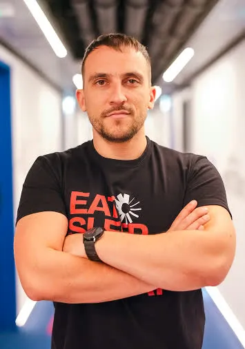 Péter